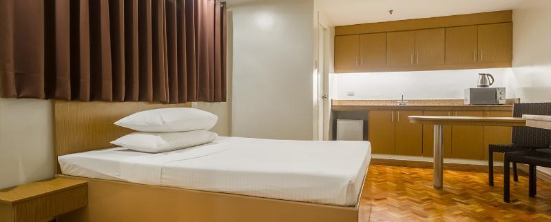 Salcedo Suites Makati City Exterior photo